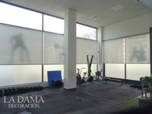 cortina ventanas gimnasio