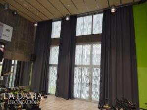 Cortinas opacas gimnasio