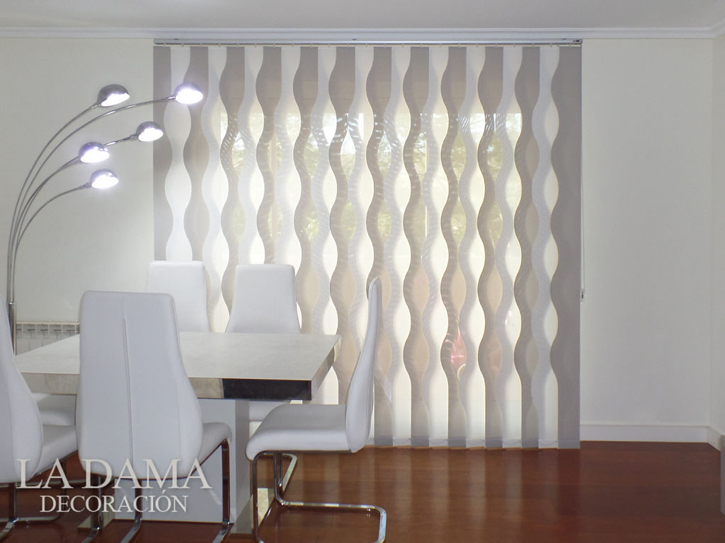 Cortinas verticales de formas geométricas